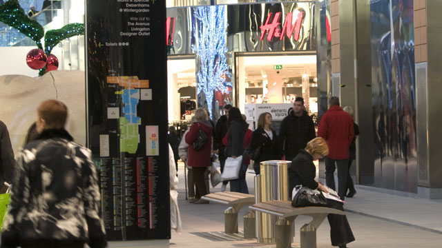 C_2 Shoppers at the Center on street level